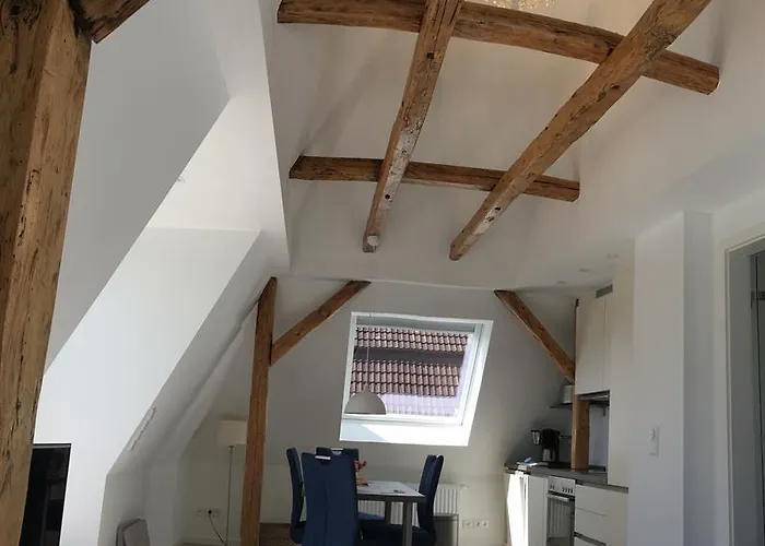 - Kanalblick Apartment *